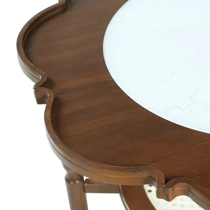 Tavolino Petal con Piano in Vetro con Motivo Craquelé Bianco e Ripiano in Rattan, Stile Moderno di Metà Secolo, Noce