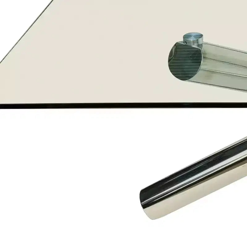 Tavolo da Pranzo Quadrato con Base a Croce in Metallo e Vetro Trasparente e Argento da 60"